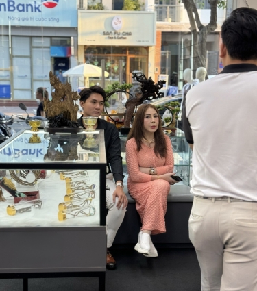 Chị Khách Đà Nẵng